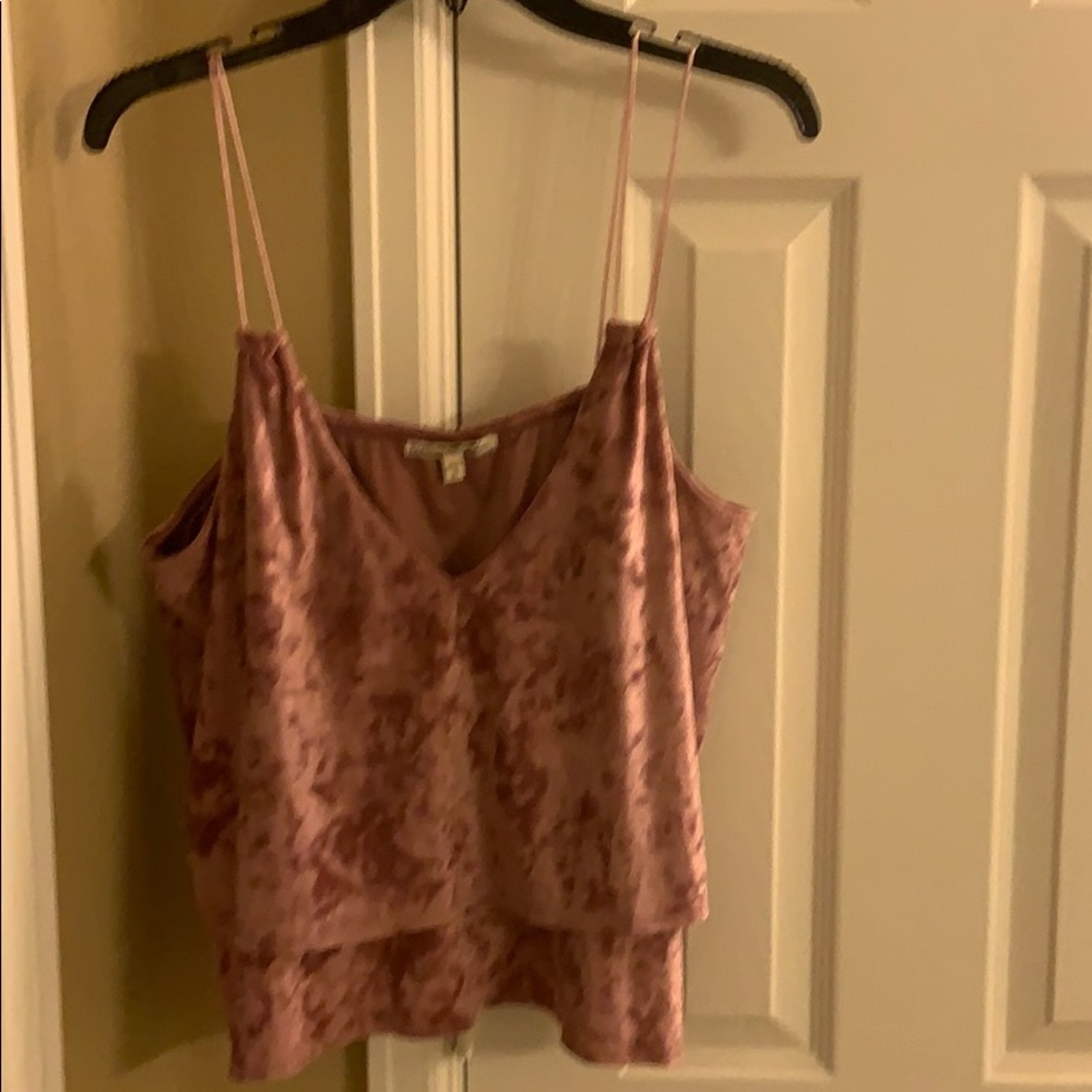 Cropped Velvety Top